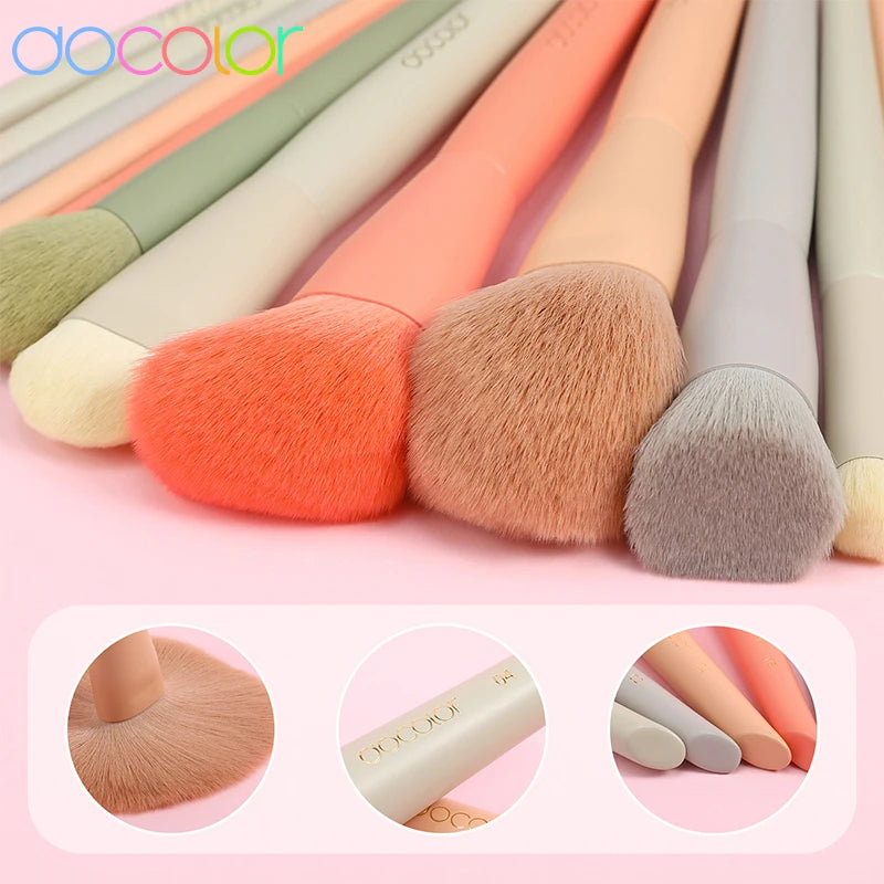 Docolor 17Pcs Makeup Brushes Set Eye Shadow Blush Powder Blending Foundation Cosmetic Brush With Makeup Sponges And Bag